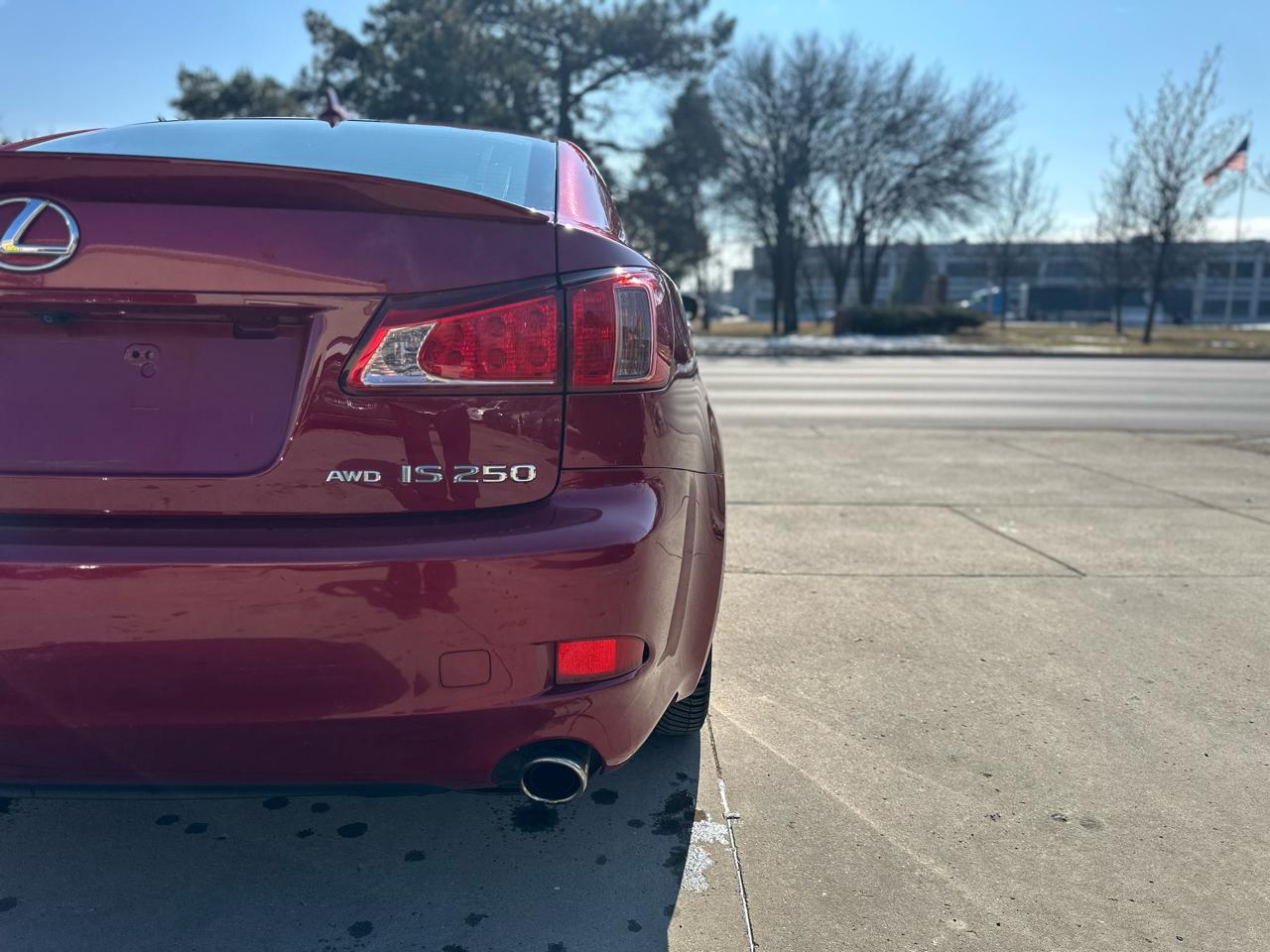 Lexus IS 250 4dr Sport Sdn Auto AWD 2011