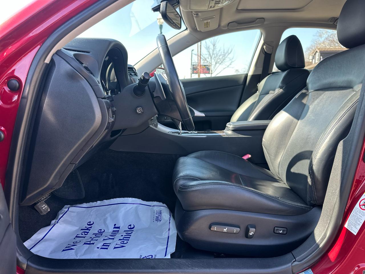 Lexus IS 250 4dr Sport Sdn Auto AWD 2011