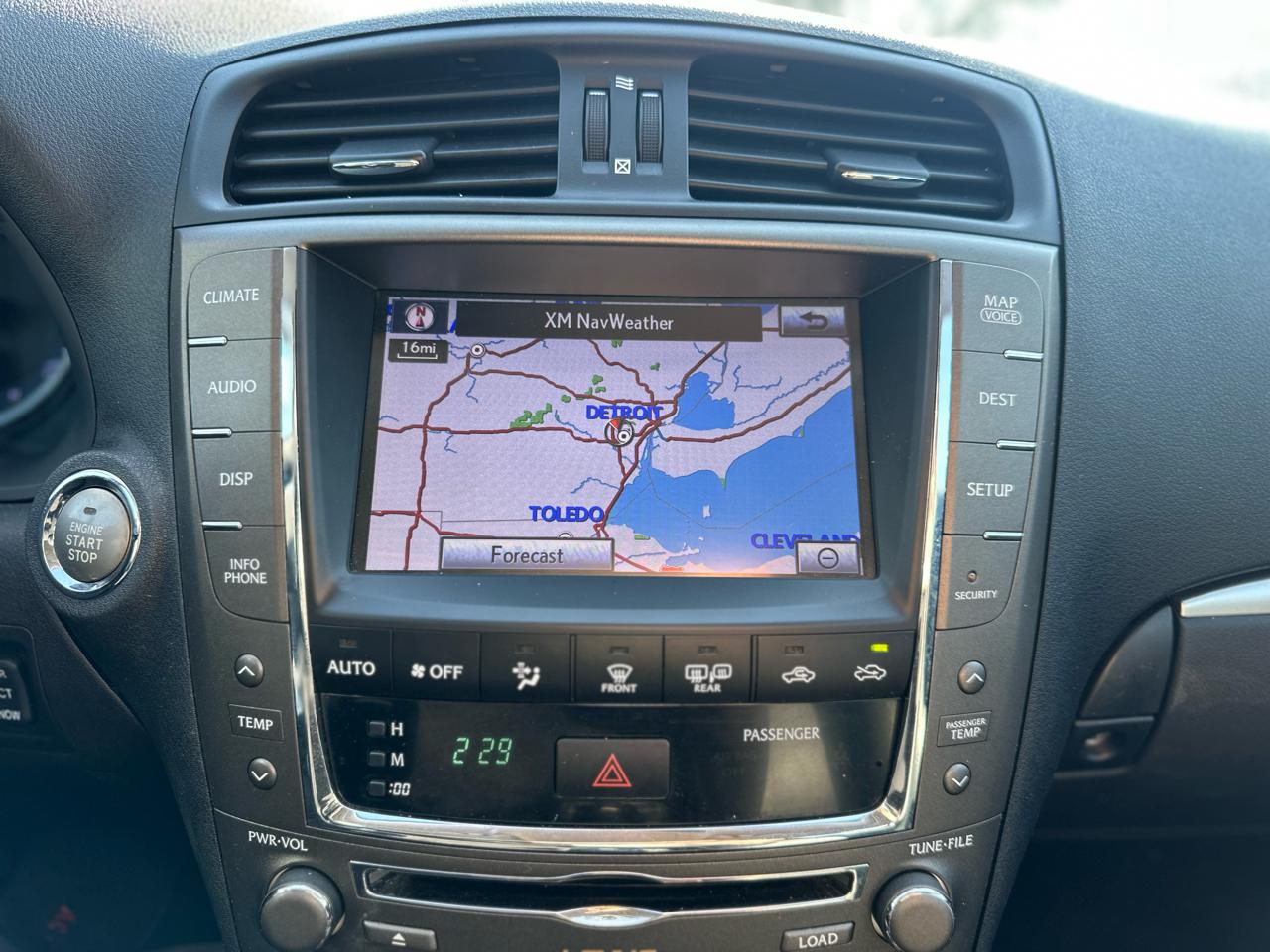 Lexus IS 250 4dr Sport Sdn Auto AWD 2011