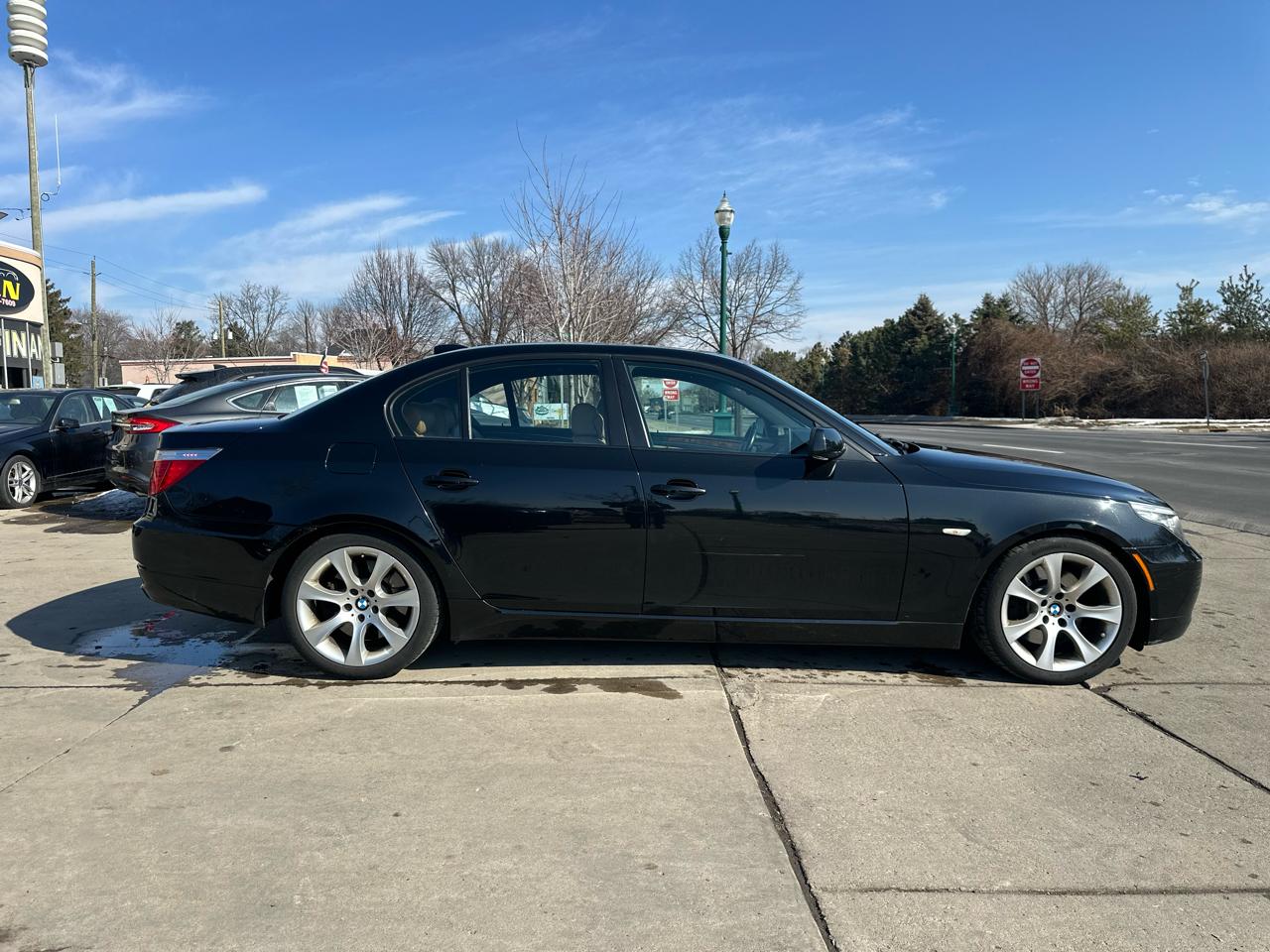 BMW 5 Series 4dr Sdn 535i RWD 2008