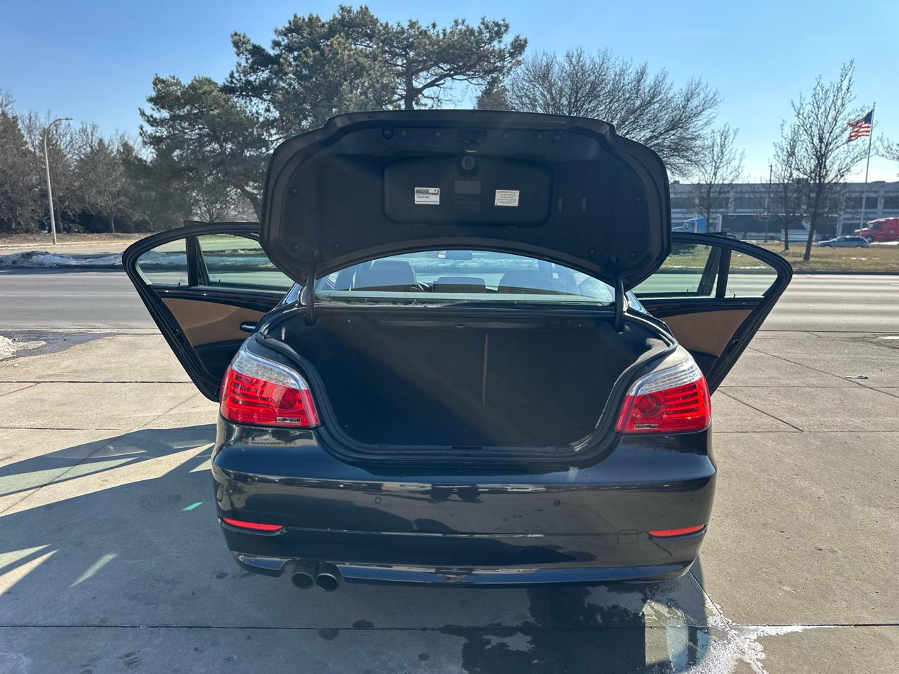 BMW 5 Series 4dr Sdn 535i RWD 2008