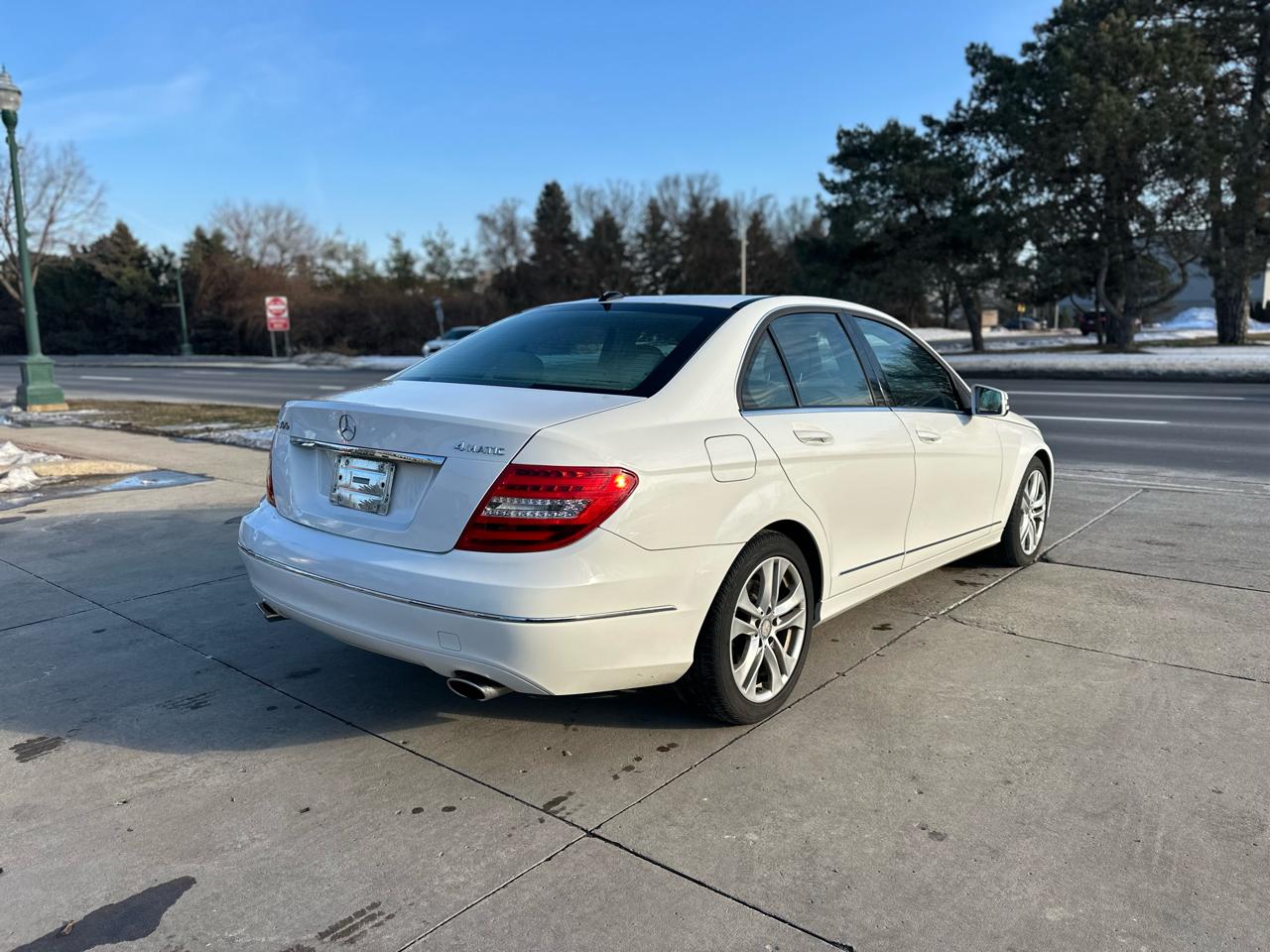 Mercedes-Benz C-Class 4dr Sdn C 300 Sport 4MATIC 2014