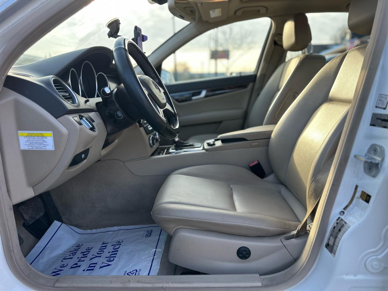 Mercedes-Benz C-Class 4dr Sdn C 300 Sport 4MATIC 2014