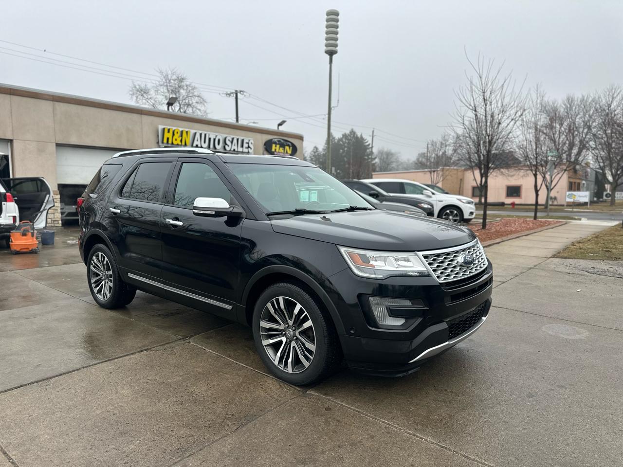 Ford Explorer 4WD 4dr Platinum 2016