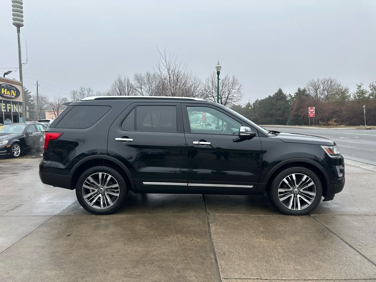 Ford Explorer 4WD 4dr Platinum 2016