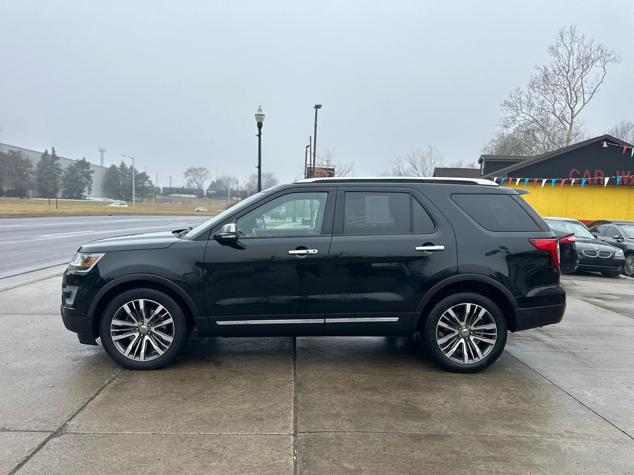 Ford Explorer 4WD 4dr Platinum 2016