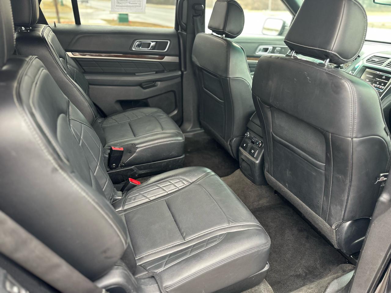 Ford Explorer 4WD 4dr Platinum 2016