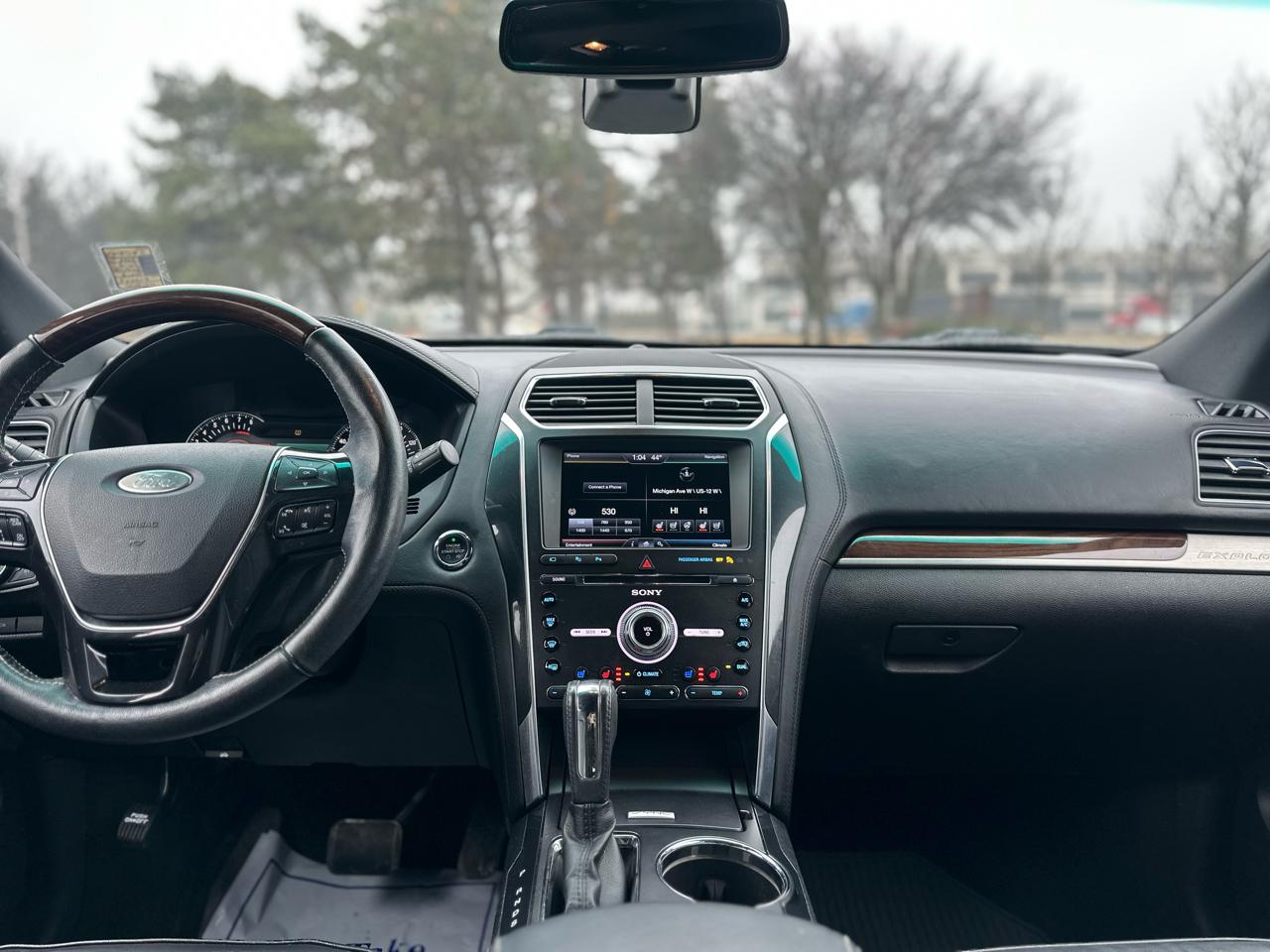 Ford Explorer 4WD 4dr Platinum 2016