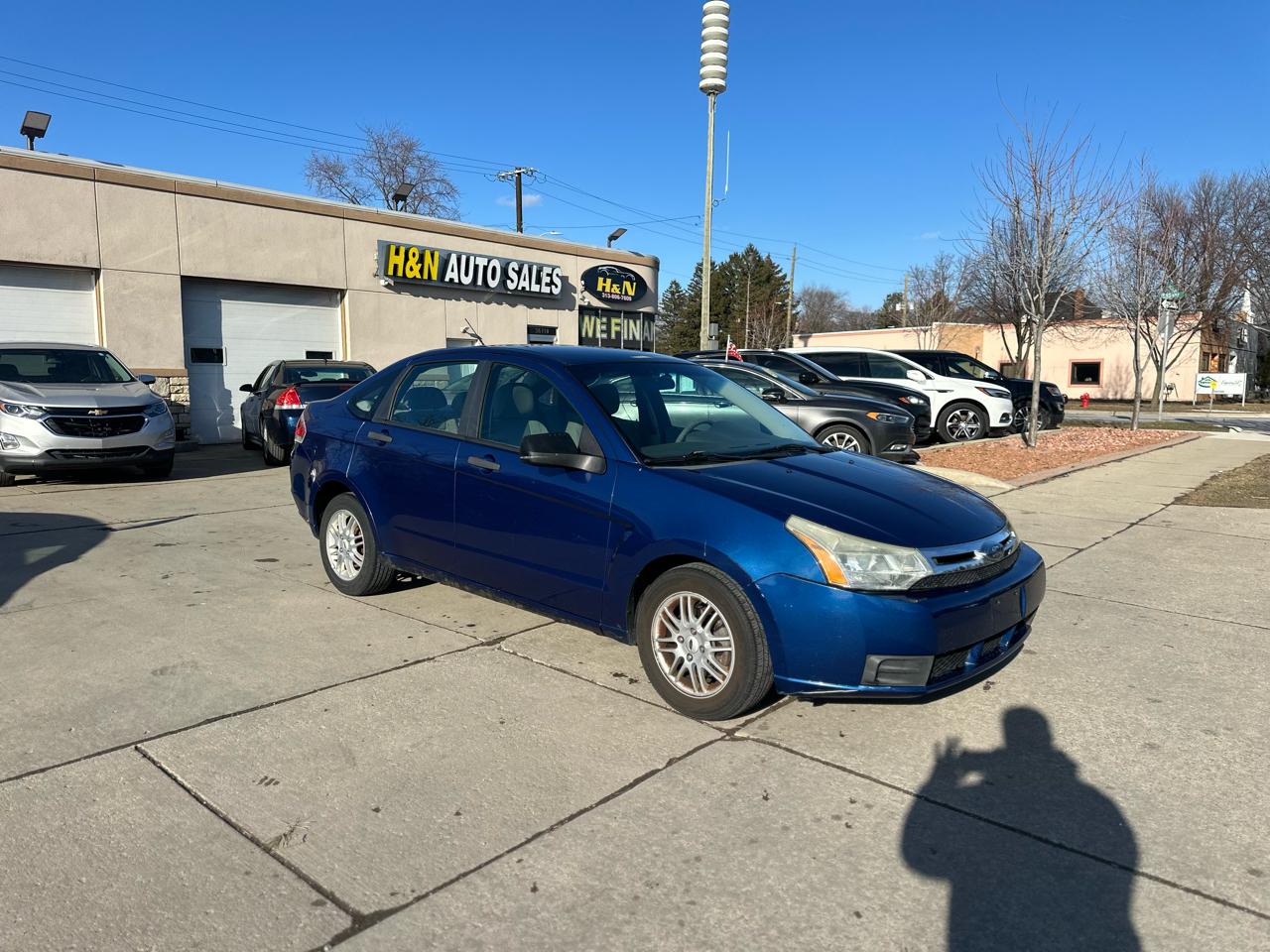 Ford Focus 4dr Sdn SE 2009