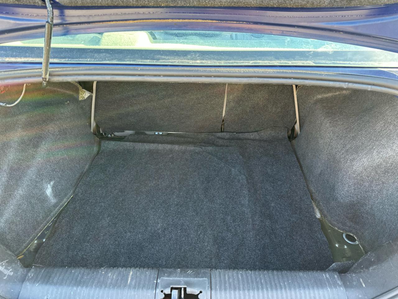 Ford Focus 4dr Sdn SE 2009