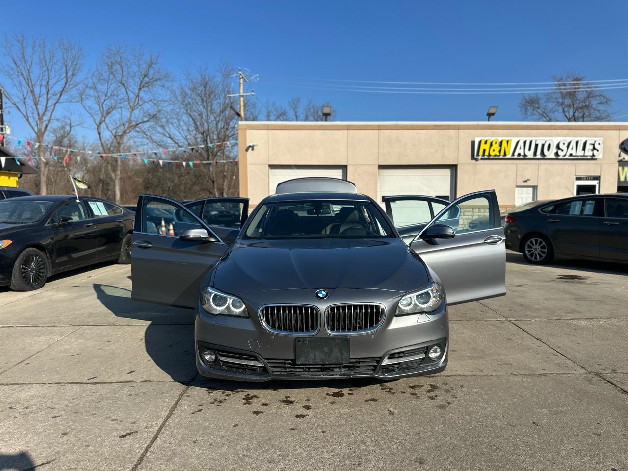 BMW 5 Series 4dr Sdn 528i xDrive AWD 2016
