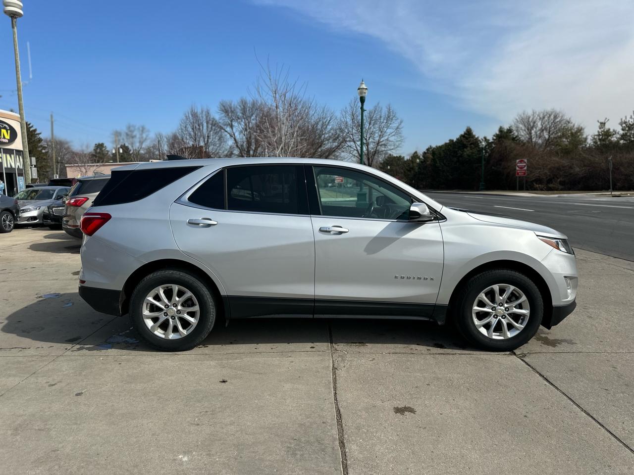Chevrolet Equinox FWD 4dr LT w/2FL 2020
