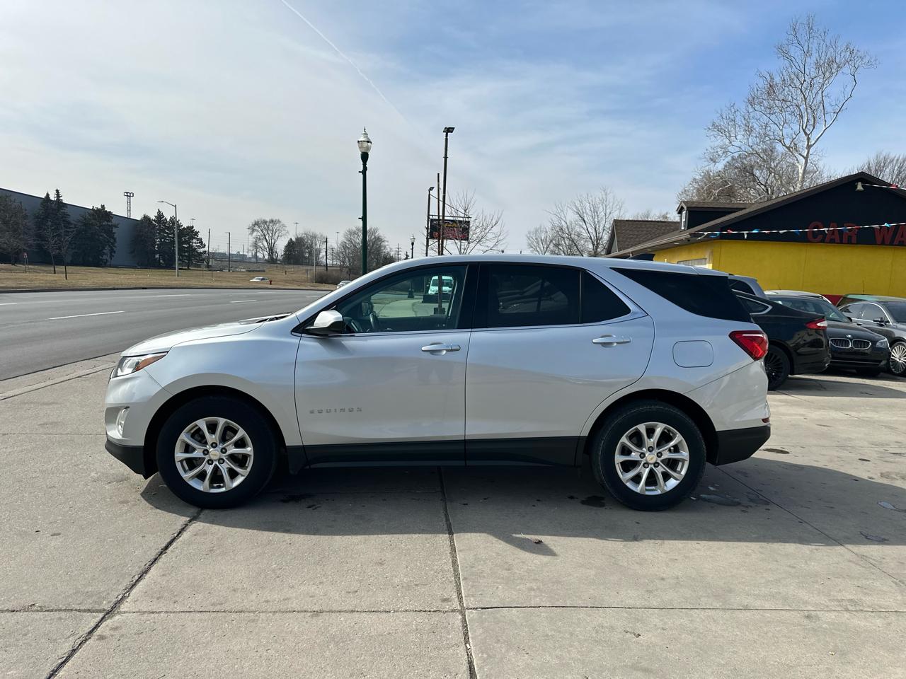 Chevrolet Equinox FWD 4dr LT w/2FL 2020
