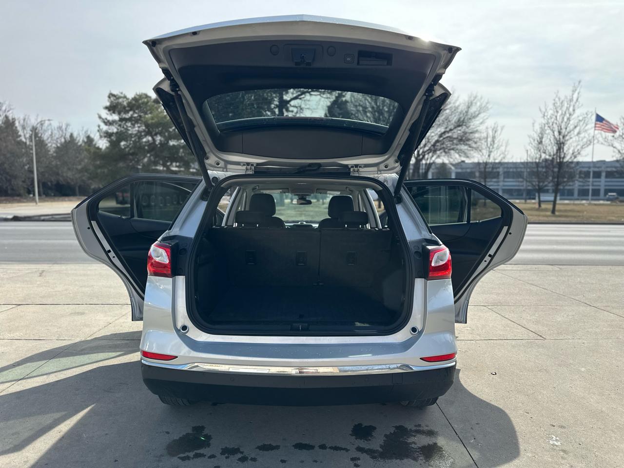 Chevrolet Equinox FWD 4dr LT w/2FL 2020