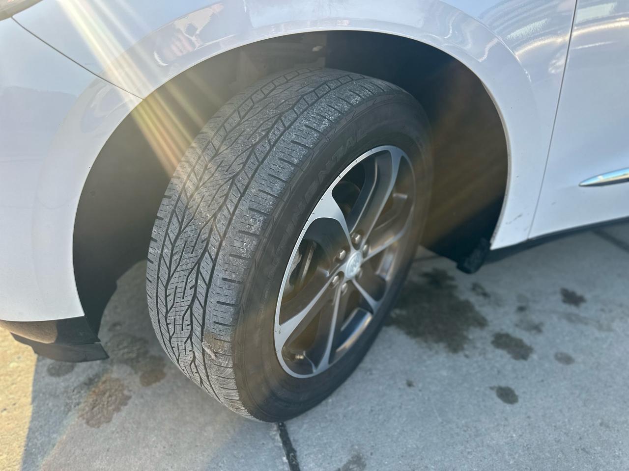 Buick Enclave AWD 4dr Essence 2019