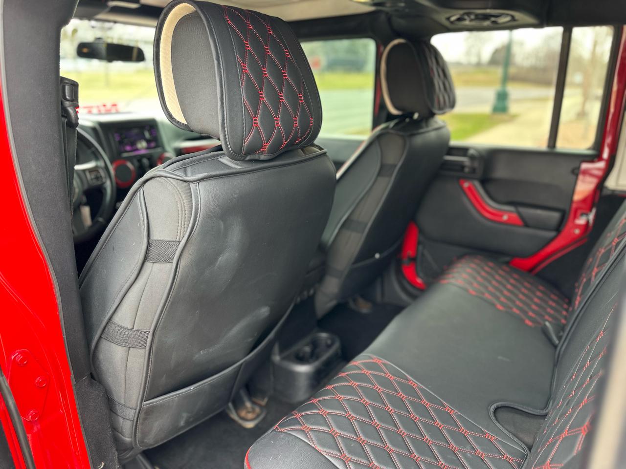 Jeep Wrangler Unlimited 4WD 4dr Sport 2012