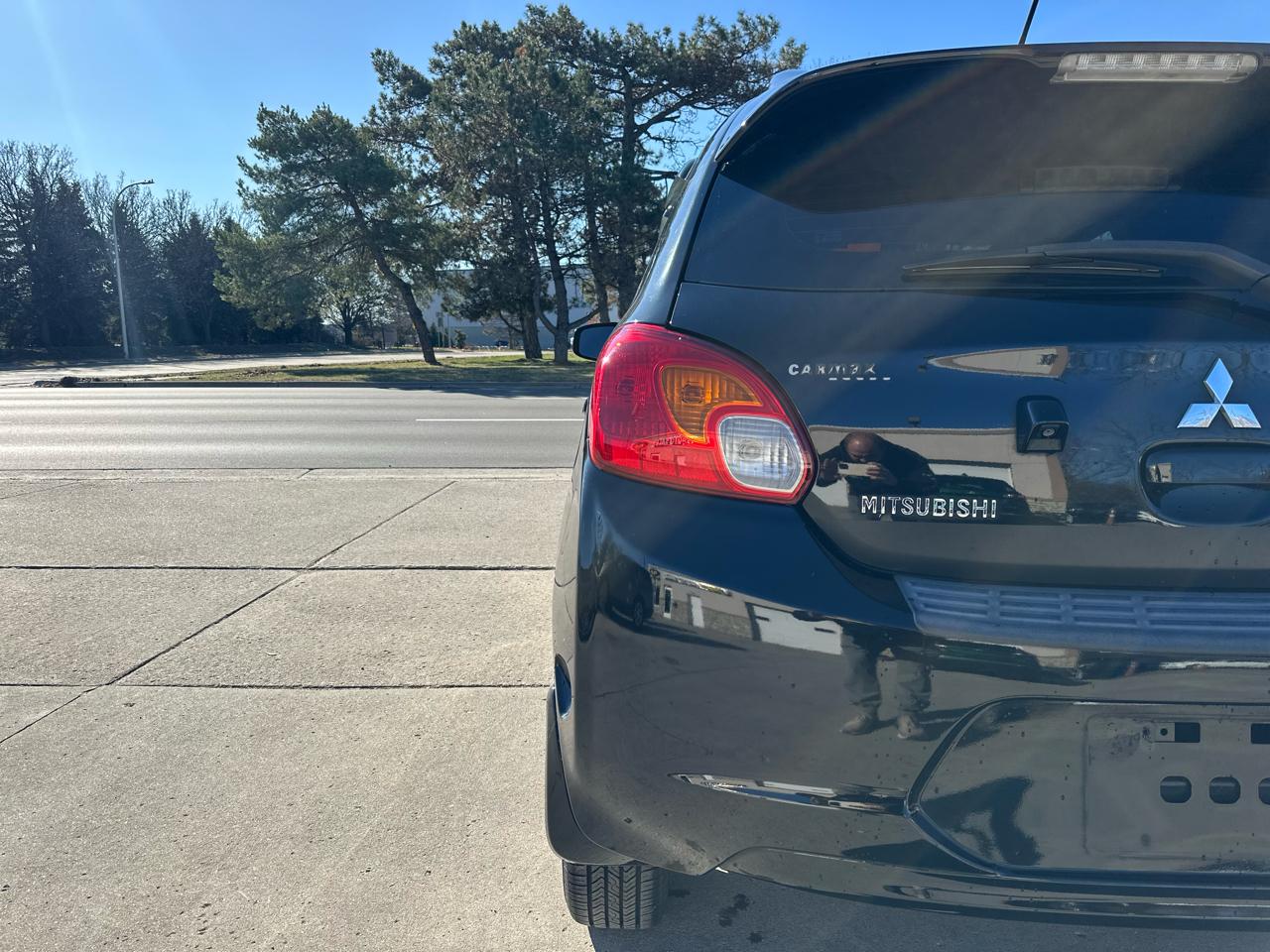 Mitsubishi Mirage 4dr HB Man ES 2015