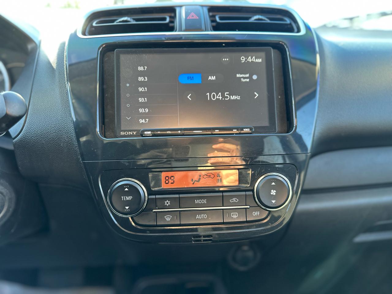 Mitsubishi Mirage 4dr HB Man ES 2015