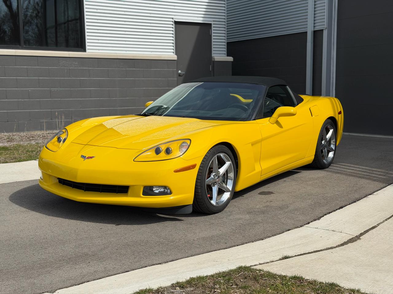 Chevrolet Corvette 2dr Conv w/3LT 2012