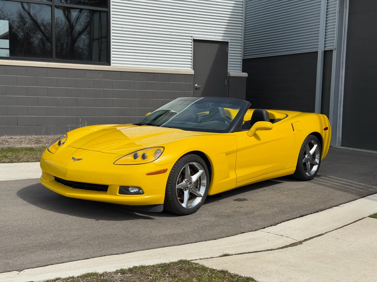 Chevrolet Corvette 2dr Conv w/3LT 2012