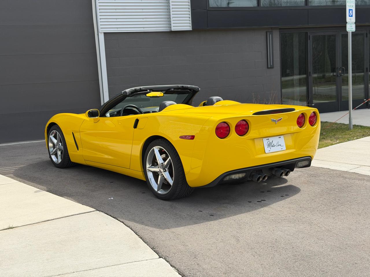 Chevrolet Corvette 2dr Conv w/3LT 2012
