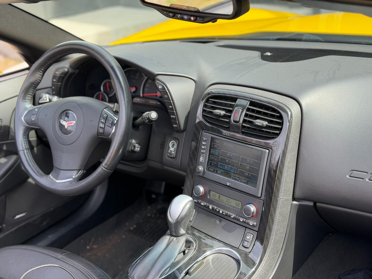 Chevrolet Corvette 2dr Conv w/3LT 2012