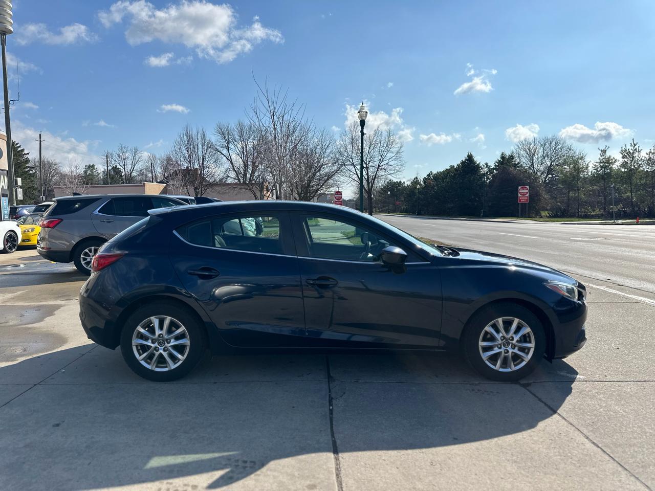 Mazda MAZDA3 5dr HB Auto i Touring 2016