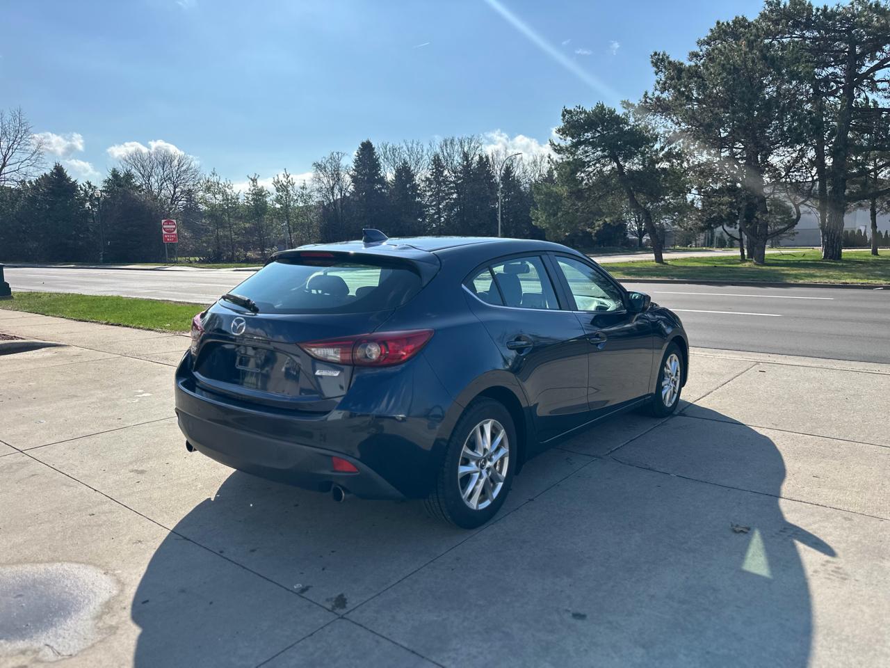 Mazda MAZDA3 5dr HB Auto i Touring 2016