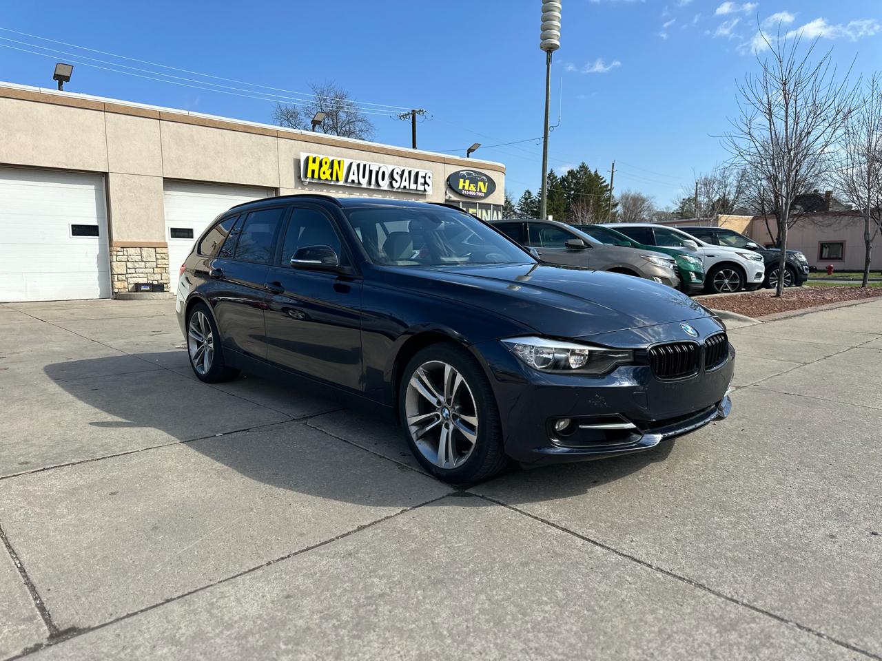 BMW 3 Series 4dr Sports Wgn 328i xDrive AWD 2014