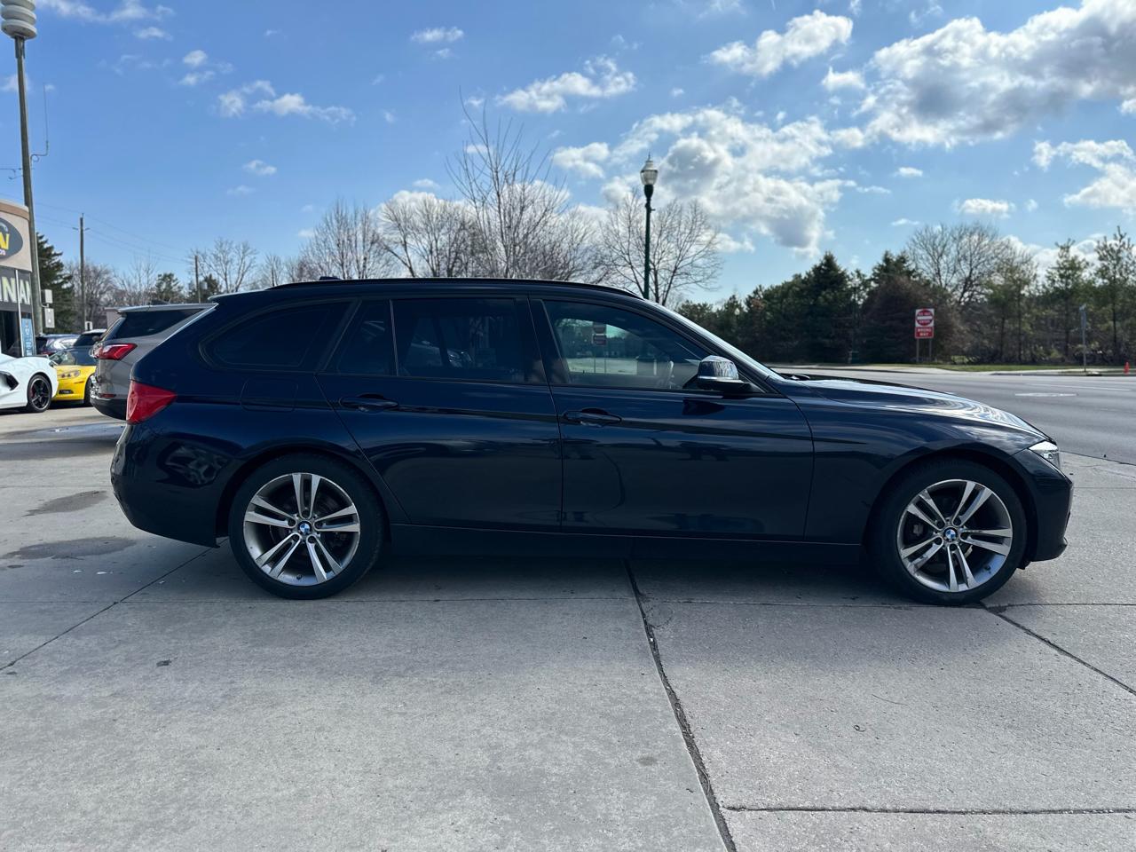 BMW 3 Series 4dr Sports Wgn 328i xDrive AWD 2014