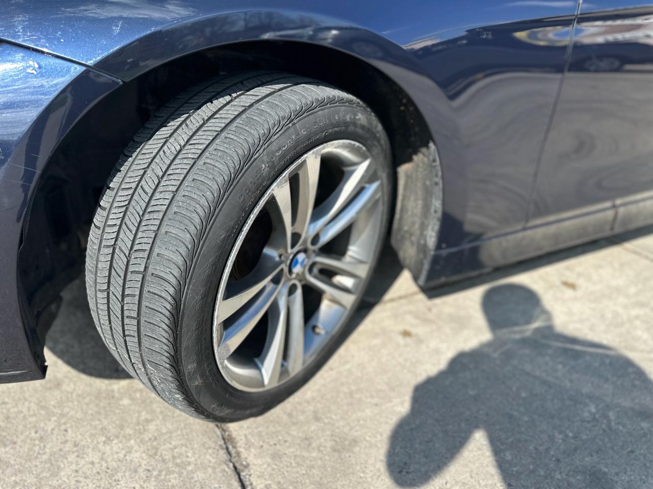 BMW 3 Series 4dr Sports Wgn 328i xDrive AWD 2014