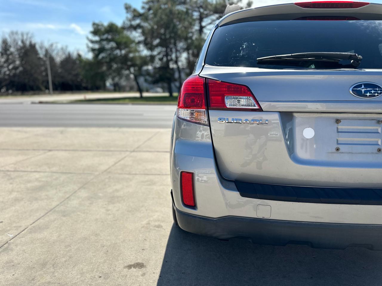 Subaru Outback 4dr Wgn H4 Auto 2.5i Prem AWP 2011