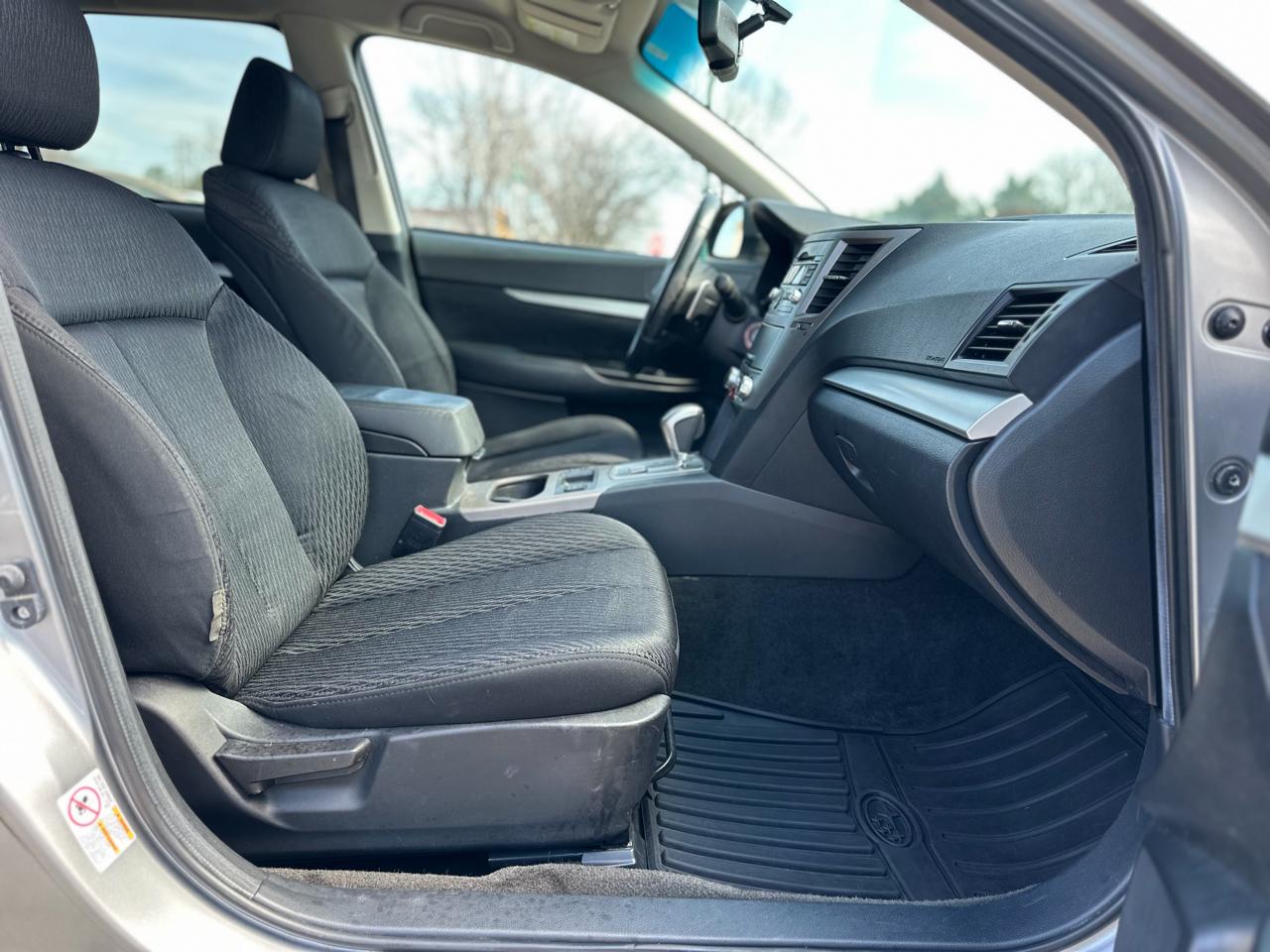 Subaru Outback 4dr Wgn H4 Auto 2.5i Prem AWP 2011