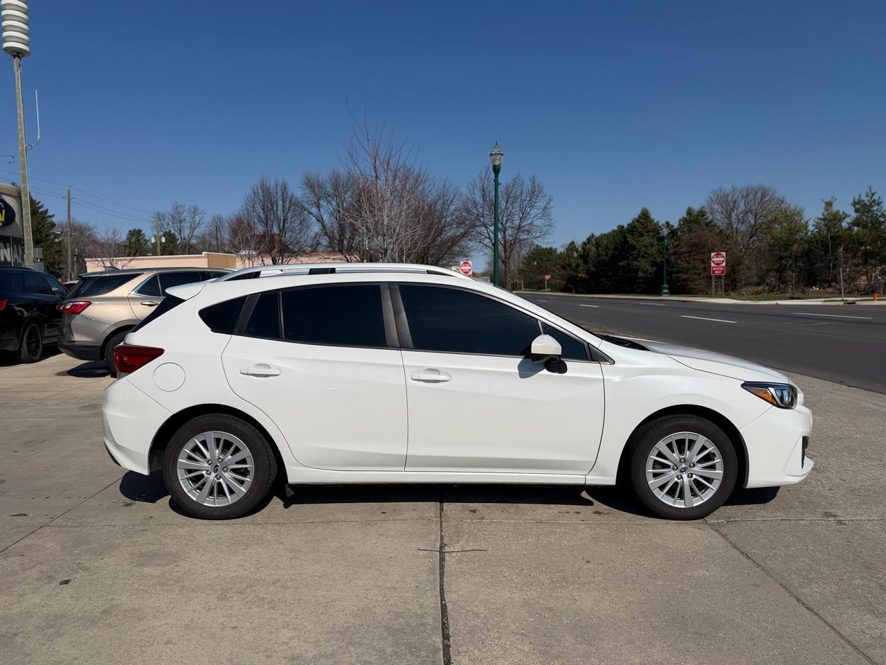 Subaru Impreza 2.0i Premium 5-door CVT 2018