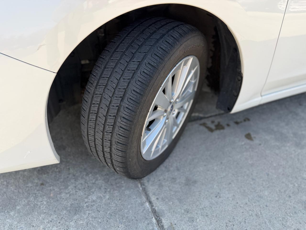 Subaru Impreza 2.0i Premium 5-door CVT 2018