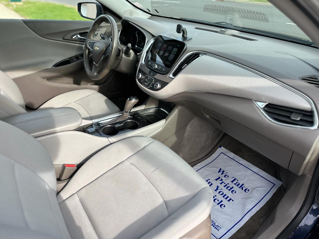 Chevrolet Malibu 4dr Sdn LT w/1LT 2016