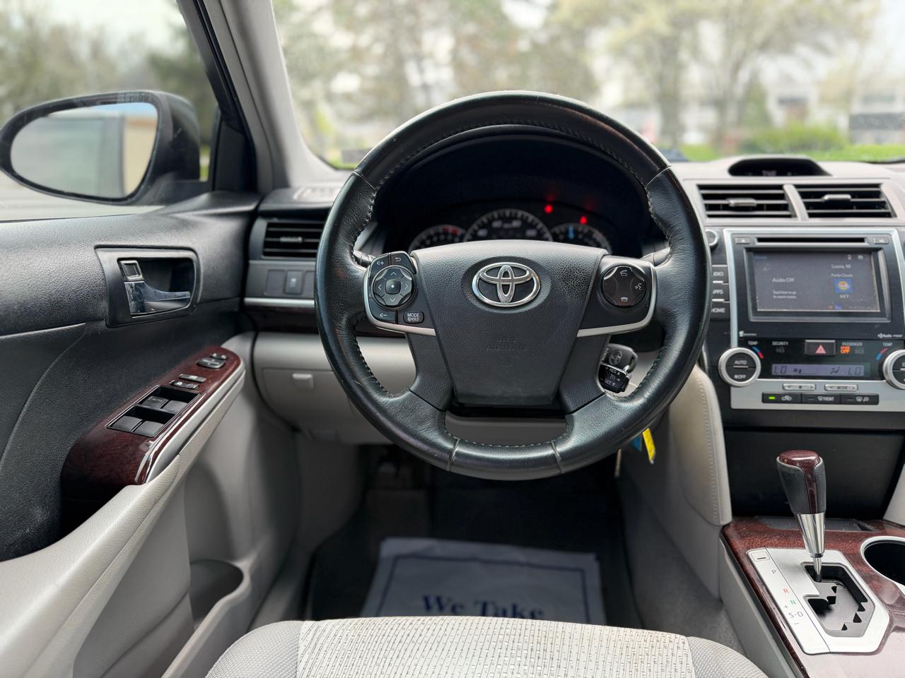 Toyota Camry 2014.5 4dr Sdn I4 Auto SE Sport (Natl) 2014