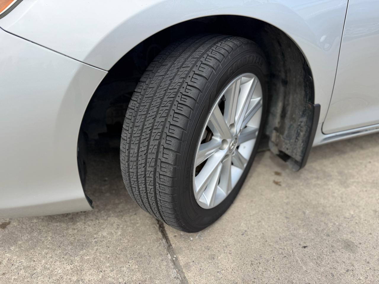 Toyota Camry 2014.5 4dr Sdn I4 Auto SE Sport (Natl) 2014