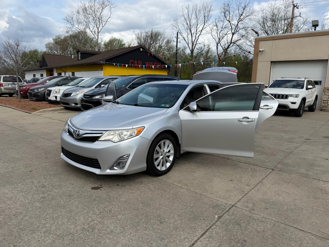 Toyota Camry 2014.5 4dr Sdn I4 Auto SE Sport (Natl) 2014