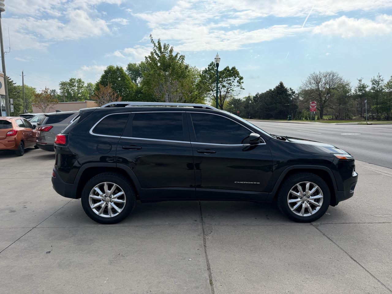 Jeep Cherokee 4WD 4dr Limited 2015