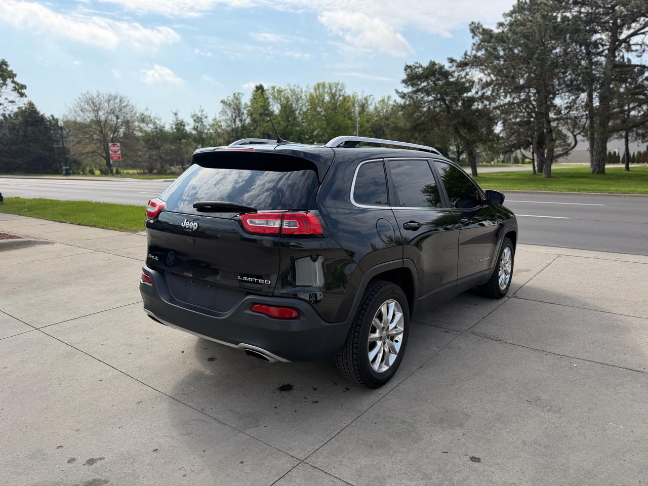 Jeep Cherokee 4WD 4dr Limited 2015
