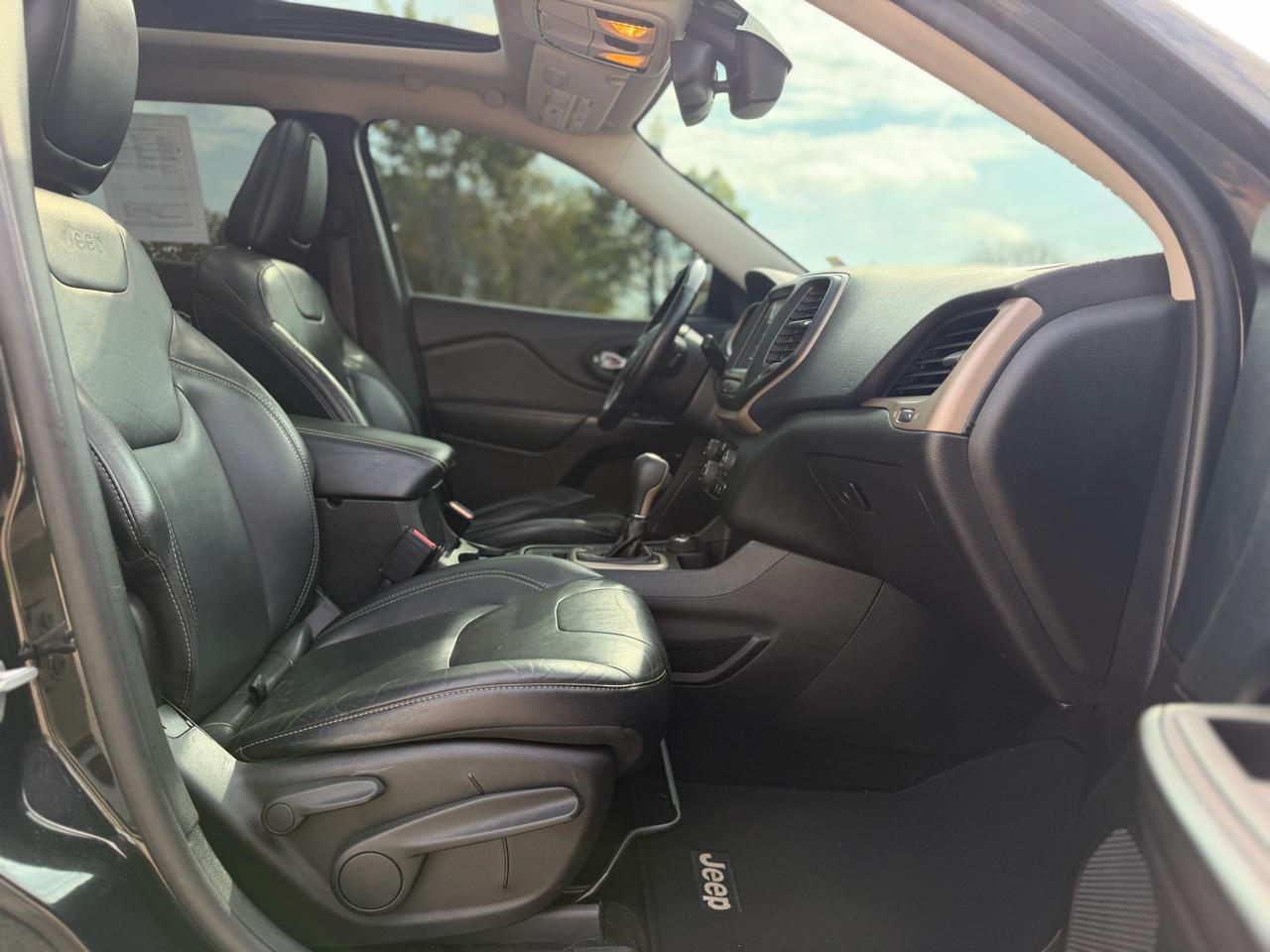 Jeep Cherokee 4WD 4dr Limited 2015