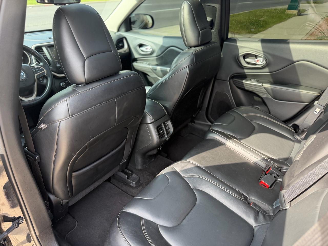 Jeep Cherokee 4WD 4dr Limited 2015