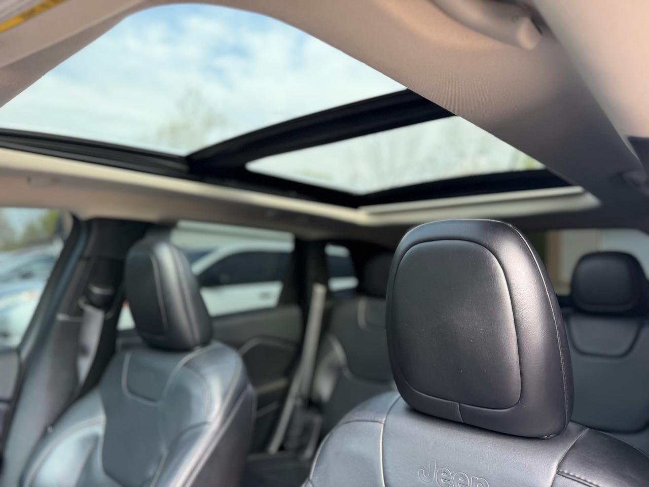 Jeep Cherokee 4WD 4dr Limited 2015
