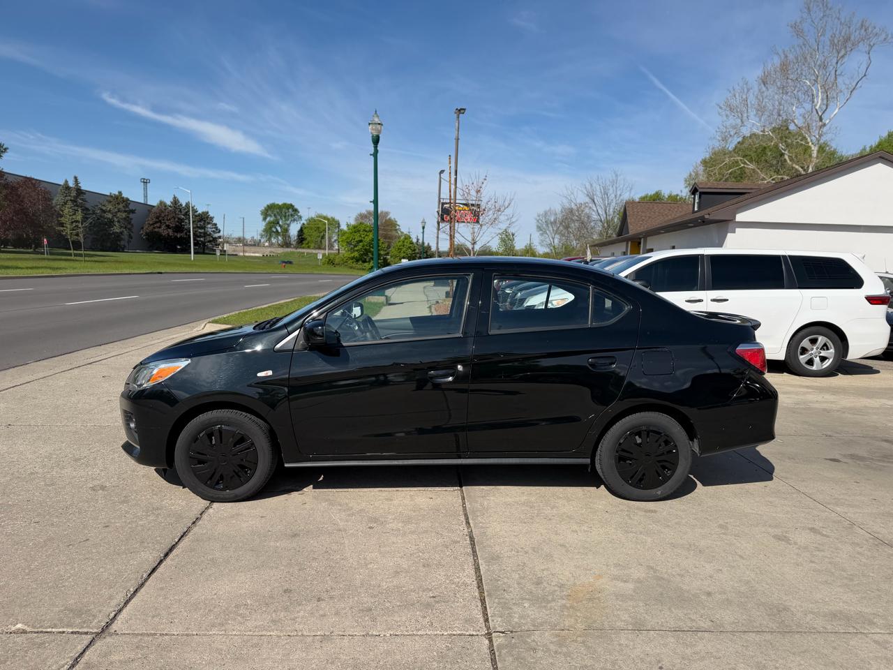 Mitsubishi Mirage G4 Carbonite Edition CVT 2021