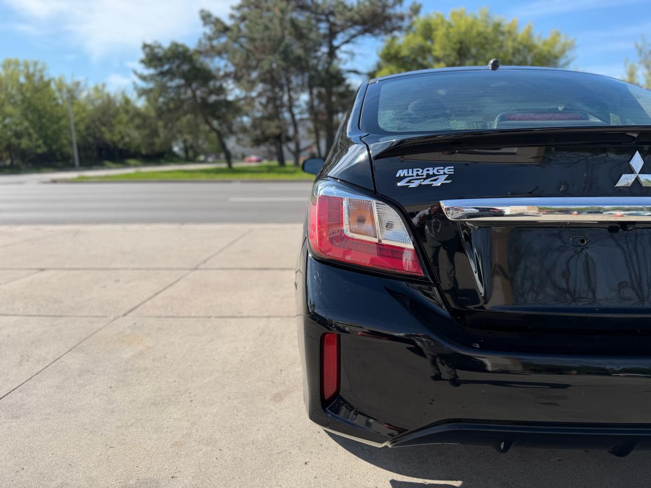 Mitsubishi Mirage G4 Carbonite Edition CVT 2021