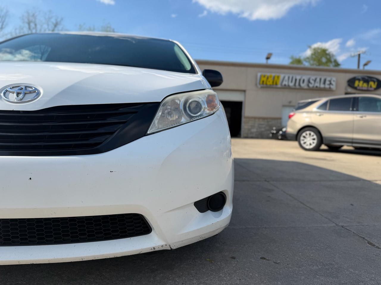 Toyota Sienna L FWD 7-Passenger (Natl) 2017