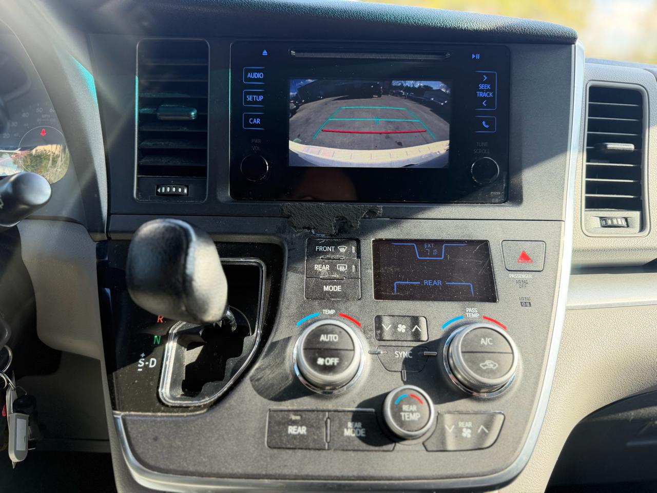 Toyota Sienna L FWD 7-Passenger (Natl) 2017
