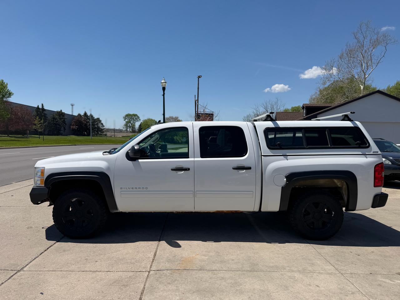 Chevrolet Silverado 1500 4WD Crew Cab 143.5" LT 2012