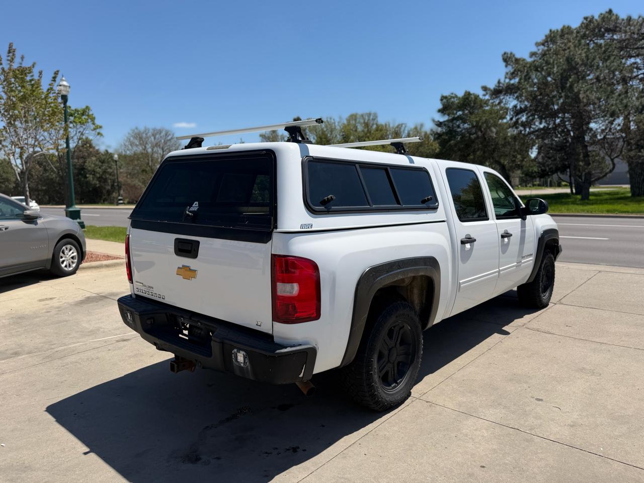 Chevrolet Silverado 1500 4WD Crew Cab 143.5" LT 2012